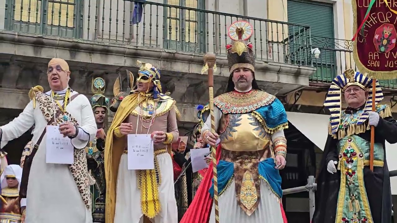 Es Segovia 247. Carnaval Segovia 2026. Domingo Gordo de Carnaval. Copla de Los Semaforitos 15/2/2026