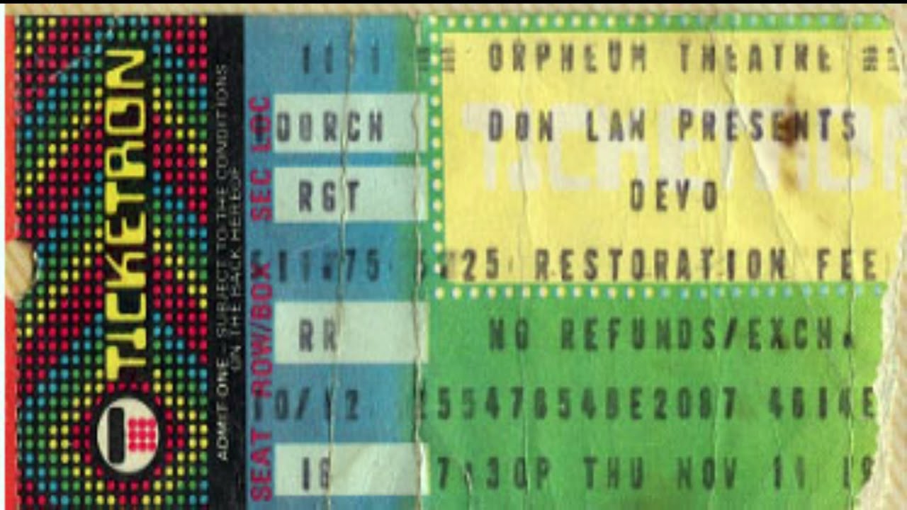 Devo -  Orpheum Theatre (Audience audio. Boston. MA. 11/11/1982)