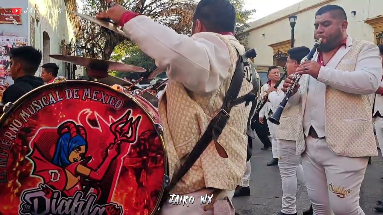 HAGAMOS UN TRATO 🥁 PEQUEÑA DE OJOS BRUJOS 🔥BANDA LA DIABLA 