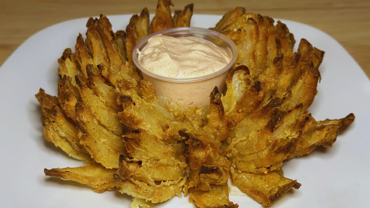 Easy Air Fryer Blooming Onion