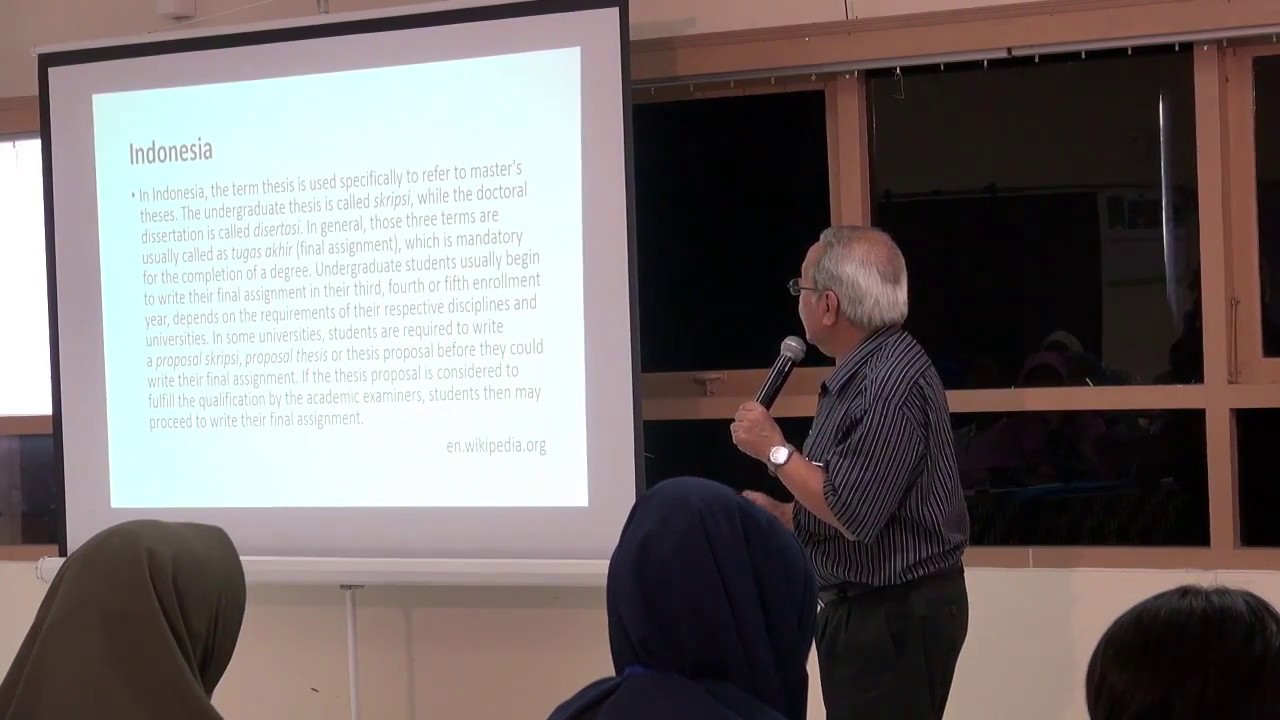 Menjadi Seorang Mahasiswa Doktor dan Perbedaan Thesis dan Disertasi