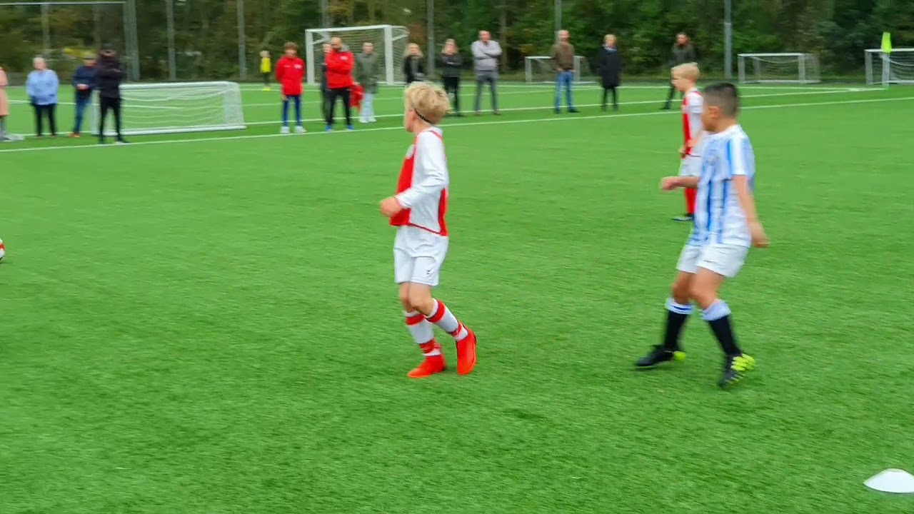 Finn Tweebenig Voetbal Goals Acties Assists UVS JO9-1 Voetbal seizoen 2021-2022.