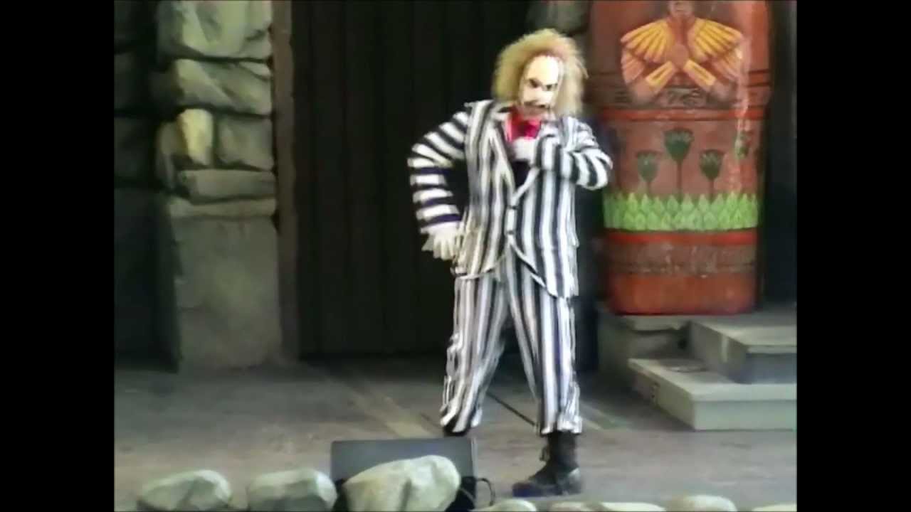 Beetlejuice's Rock and Roll Graveyard Revue - Universal Studios