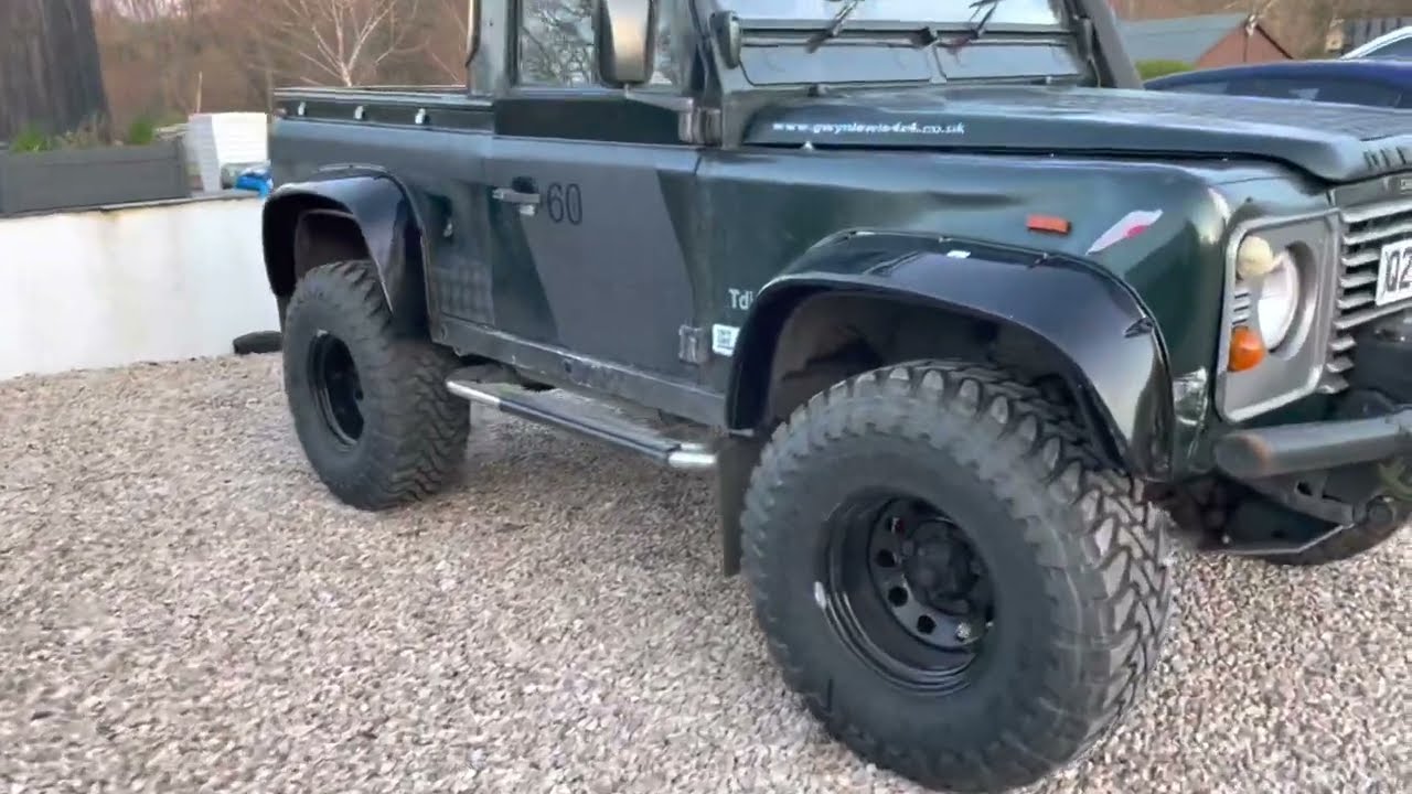 Land Rover Defender Wide Fender install || Defender 90 Footage