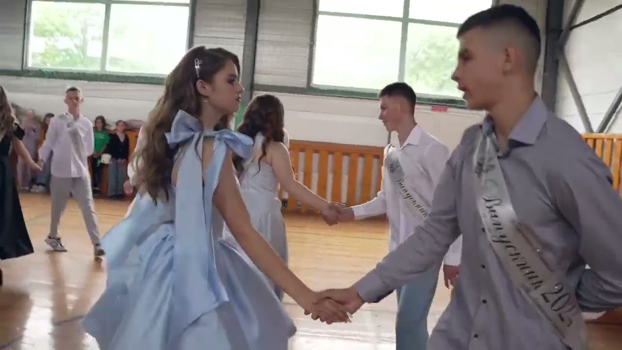 Випускний танець 2024р. Молодятин