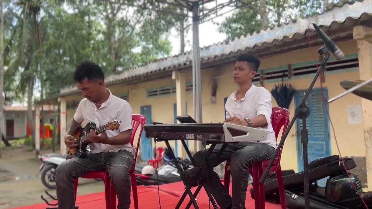 បទអោយស្រីគេងលក់ Facebook សឿសារ៉េត zalo trại hòm sưa Sa Rết 0399946018