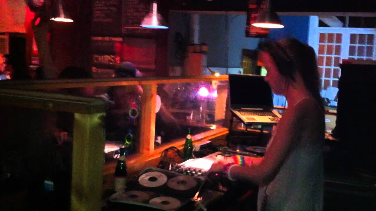 Dj Sc@r playing in Belgium. Inside Your Mind (Sc@r & Klubfiller remix) Oct 2011