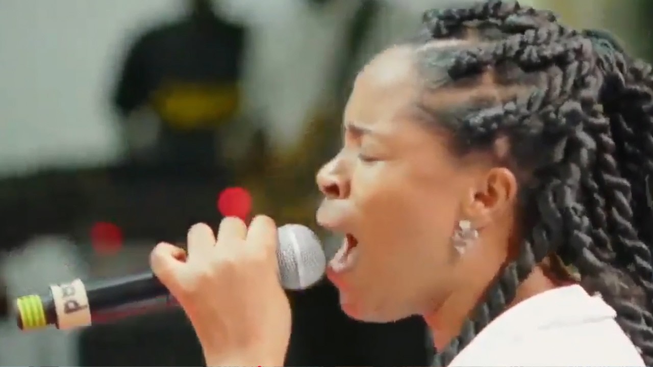 Spirit filled spontaneous Worship