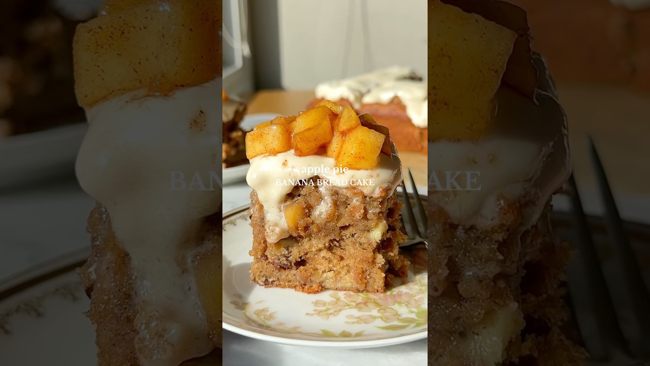 Apple pie banana bread cake - RECIPE BELOW