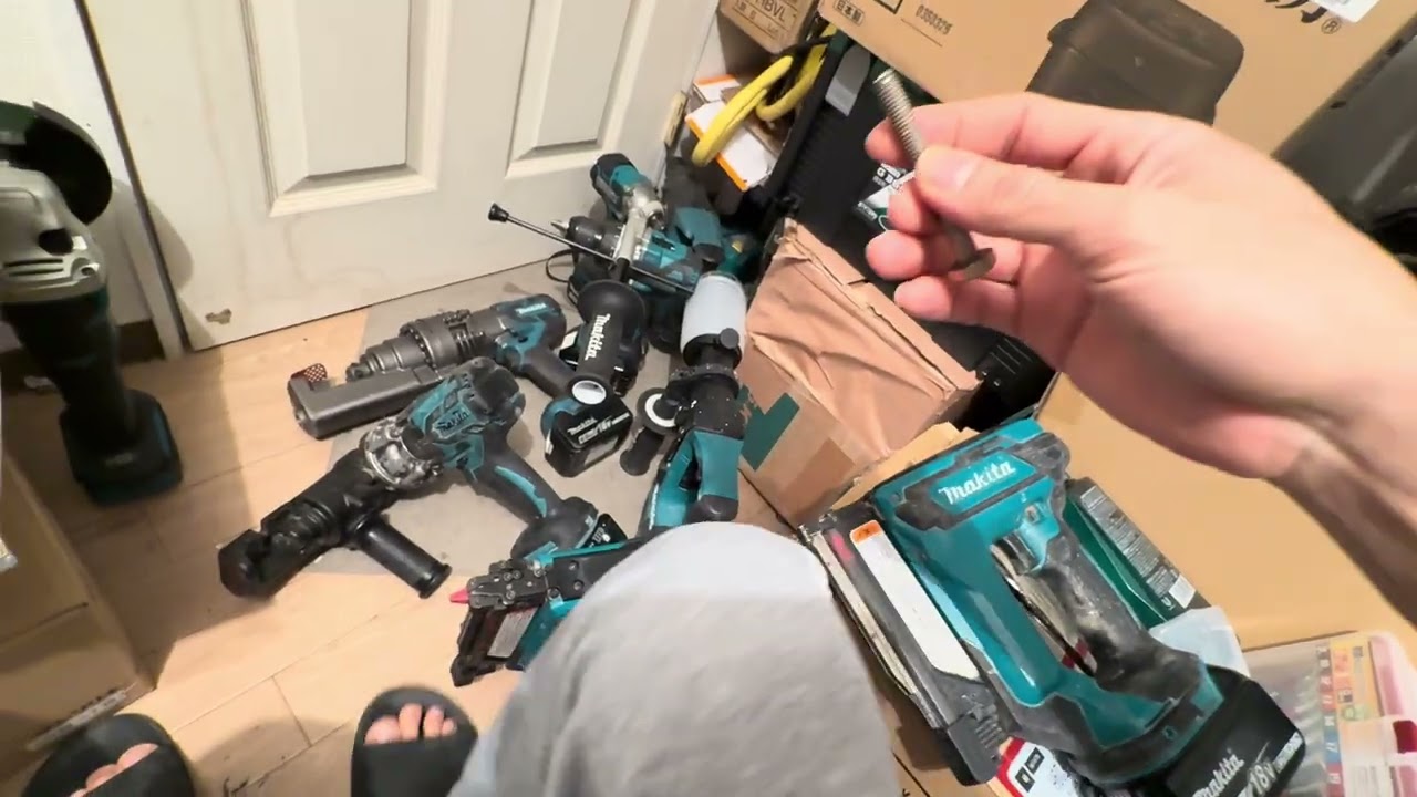 máy pin makita hikoki japan
