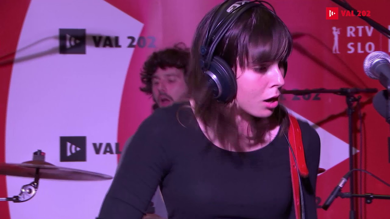 Koala Voice v živo v valovskem studiu 26
