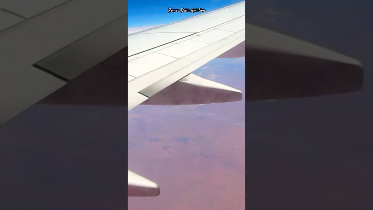 Cruising Three-Seven-Zero over Australian Outback 🇦🇺 | 737-8 | #airplane #avgeek #shorts