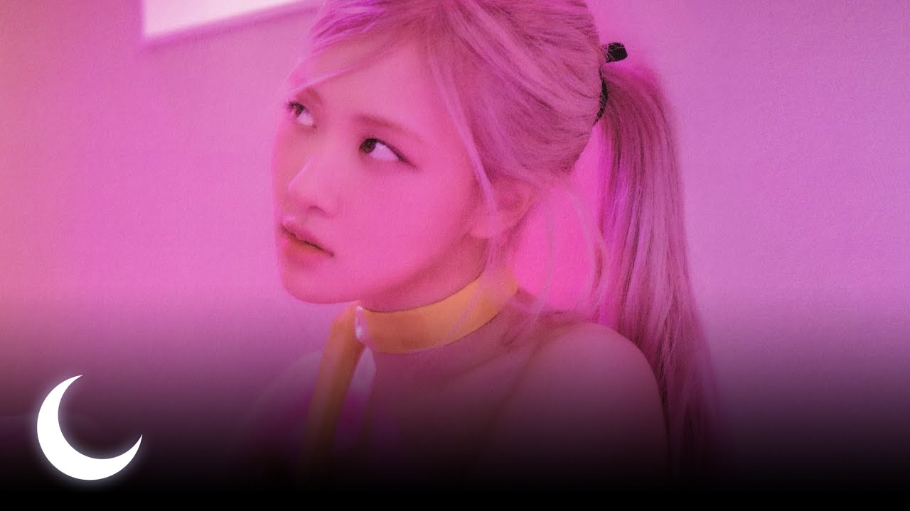 ROSÉ’s On The Ground but it’s a summer song