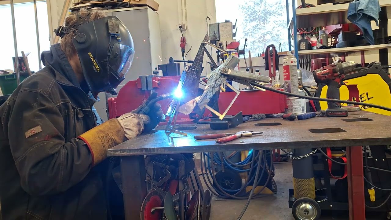 Esab rebel 205   Smig co2  0,8 umpilangalla 12.51