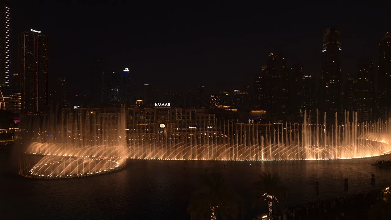 The Dubai Fountain Reopening - Esmaha Dubai (dusk)