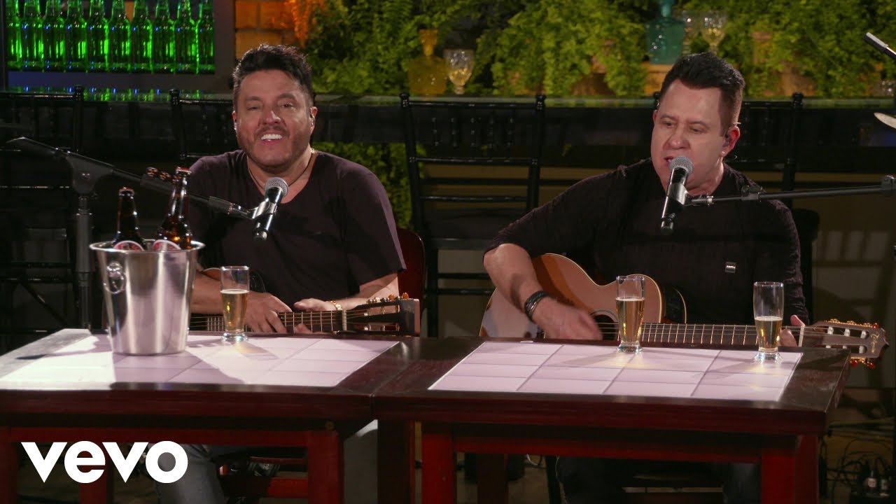 Bruno & Marrone - Dormi Na Pra&ccedil;a (Ao Vivo)