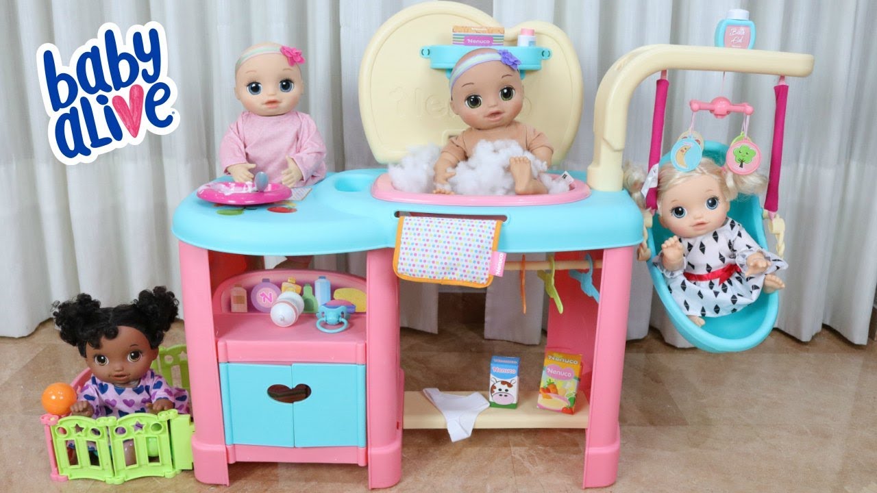 BABY ALIVE LAURINHA E SUAS AMIGUINHAS NA VOLTA A CRECHE DA BABY ALIVE