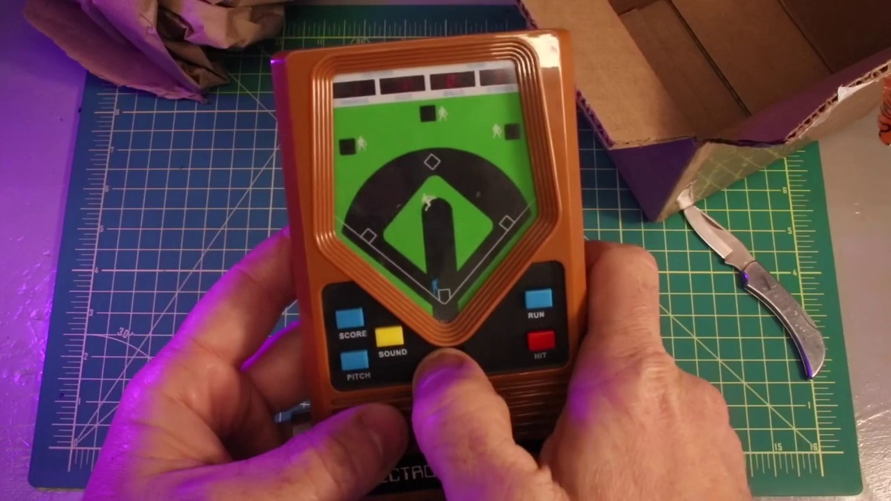 Unboxing #3 - Electronic Baseball, Sharp Zaurus, Game Boy Micro, and more - Handheld Museum