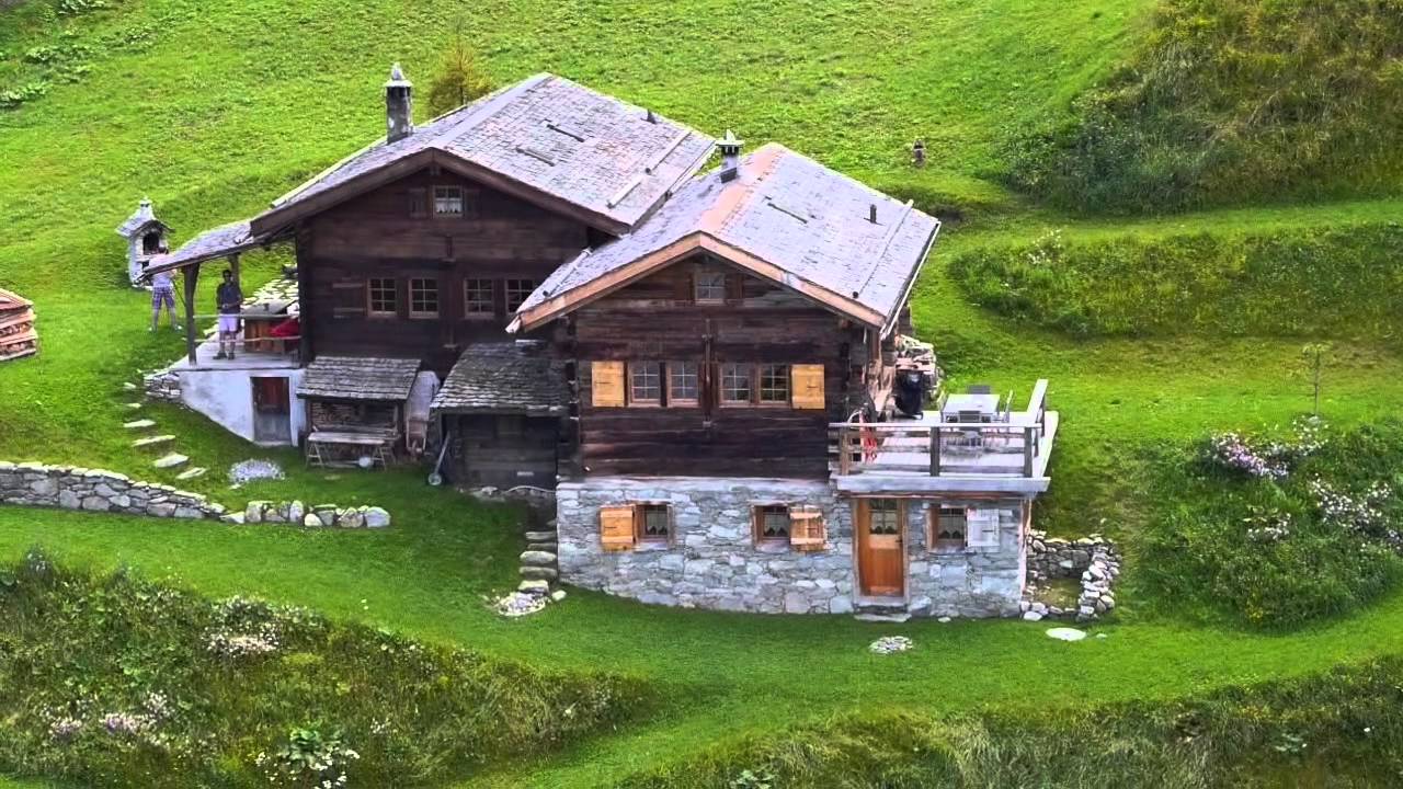 Les Chalets d'Émile présente La Tzoumaz (Valais, Suisse)