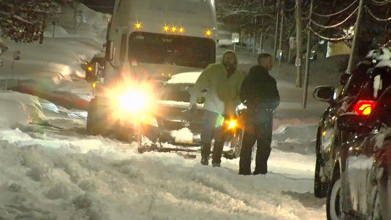 Record breaking snow fall causing Erie County leaders to remain the activity of a travel ban
