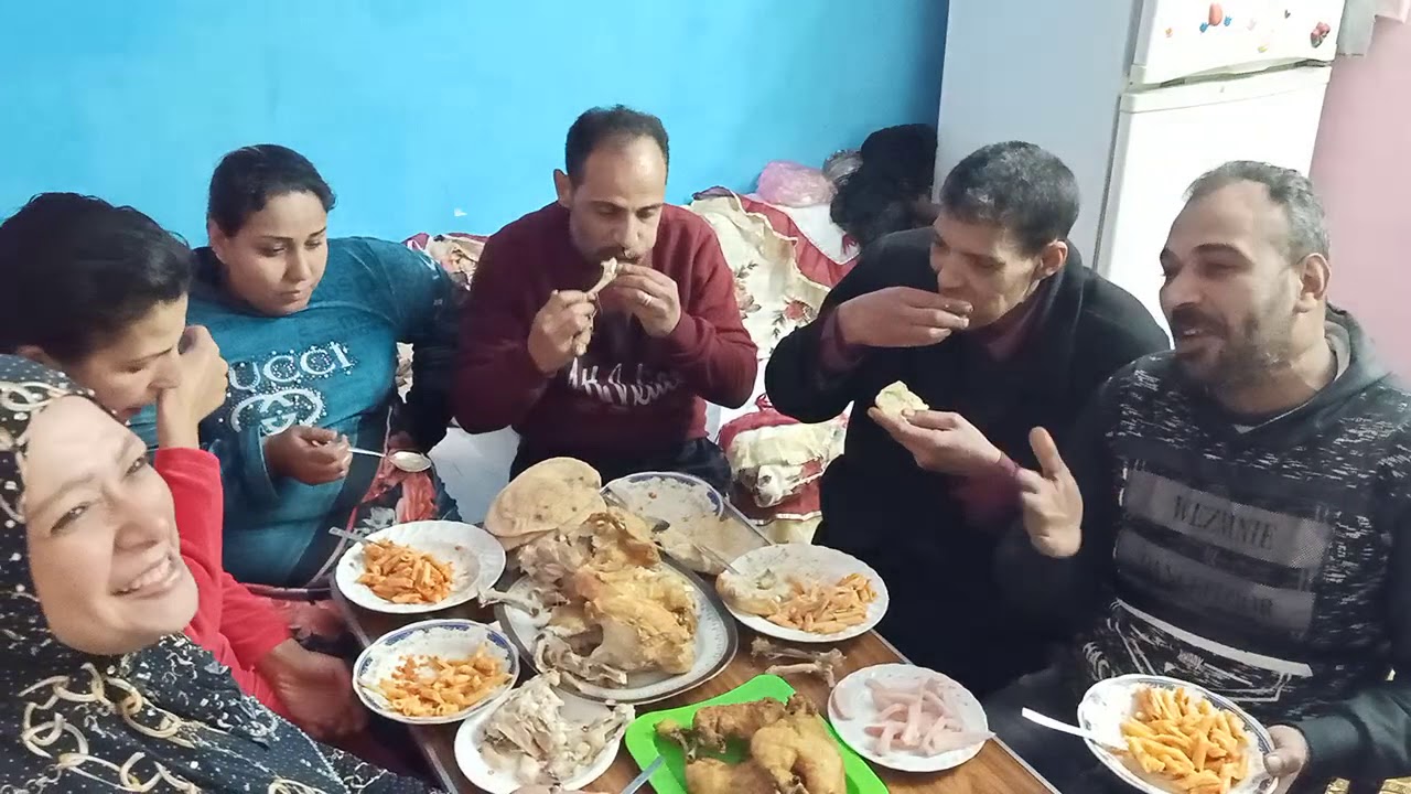 تحدي ما بين فاتن و فاروق ام محمد