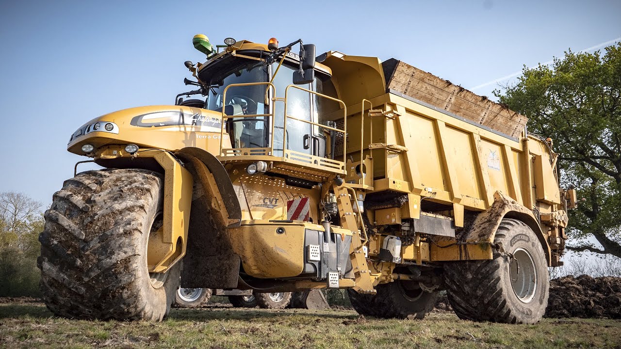 Terra Gator 8333 & Claas Xerion 4000 aux travaux de Printemps 2020 ! (SARL Bridonneau)