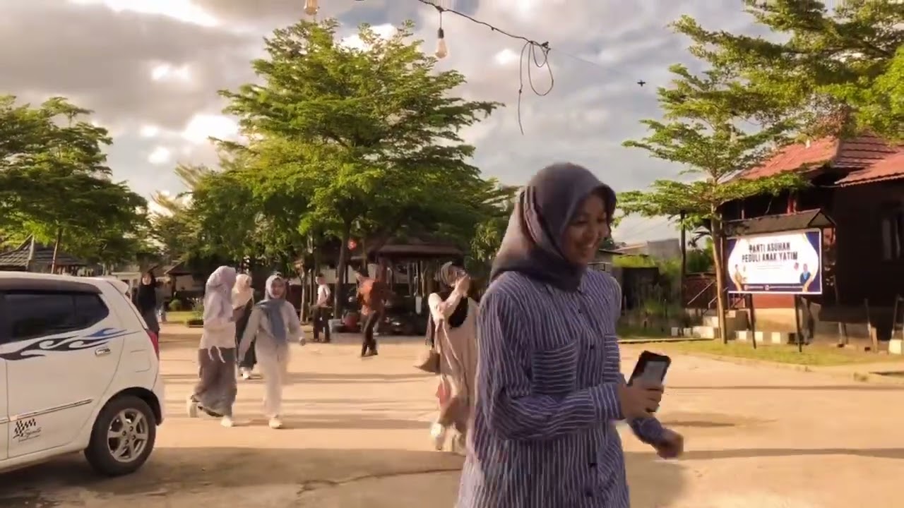 wow, saya jadi panitia icare lagi