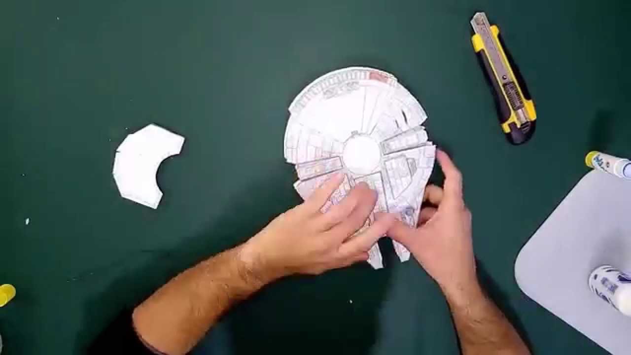 Millennium Falcon Timelapse StarWars