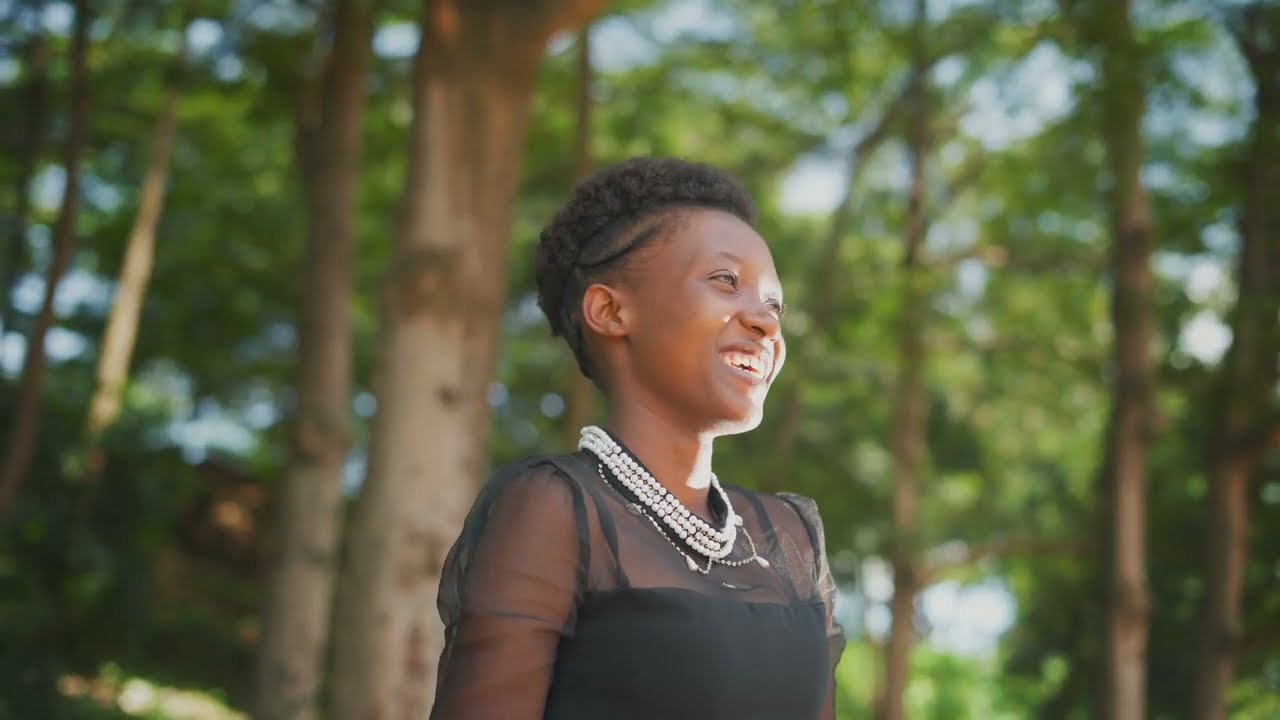 Alvella Muhimbare - AMATSIKO Cover By Faveur Worshiper