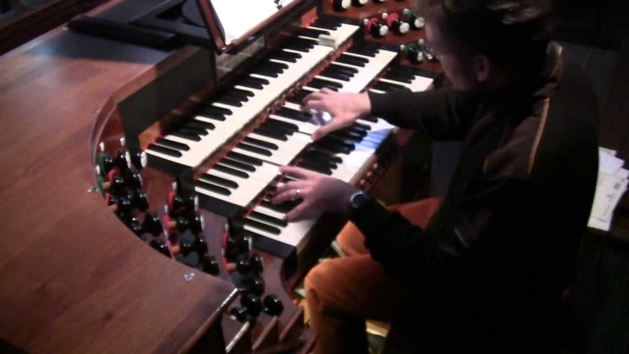 Organ Music - Andrea Berti plays Dubois: Marche des Rois Mages.wmv
