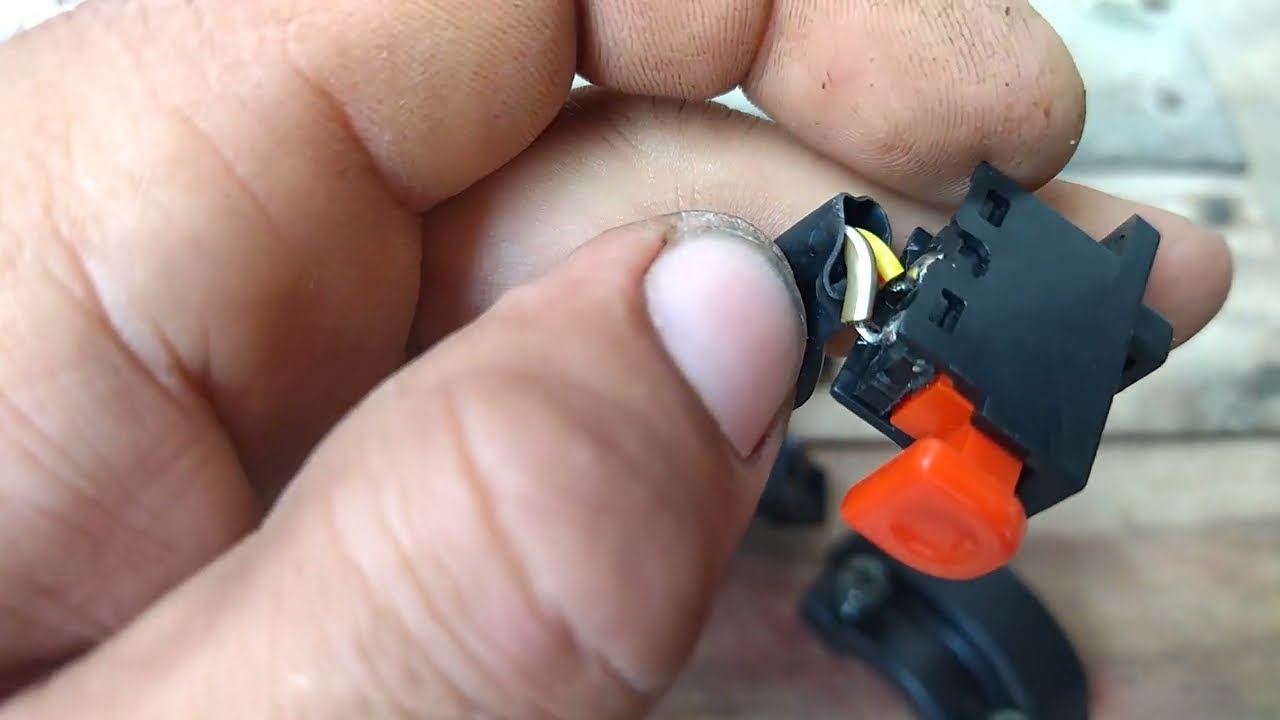 Como funciona o interruptor de partida da Titan e fan 125 e 150 ES ?