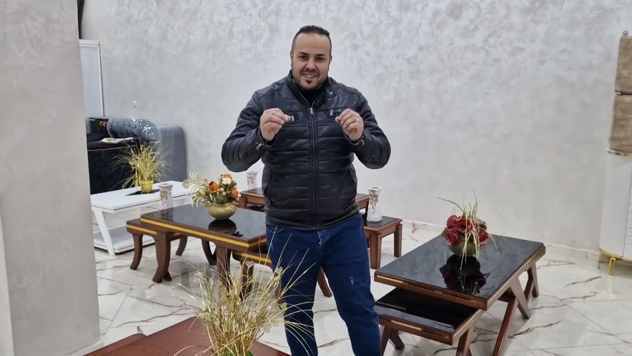 طاولات الزينة عند اثاث_المستقبل_العلمة 0661131385/0555840750