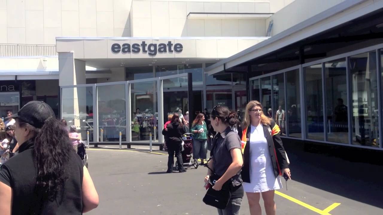 Strong Aftershocks hit Christchurch (Raw Footage)