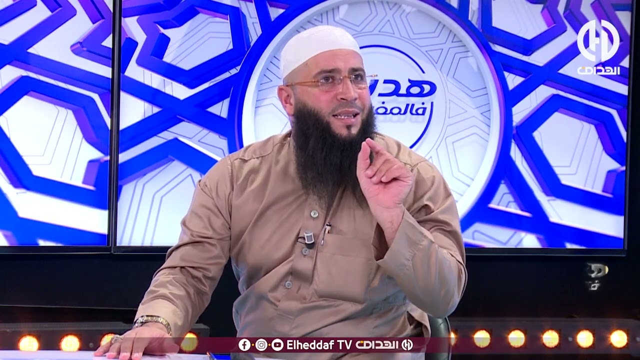الشيخ حمزة درويش : 