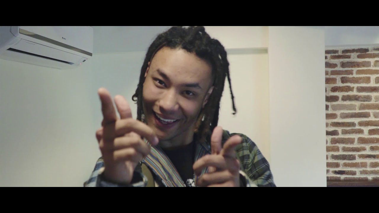 Diwas Gurung - Atleitin Batleitin (Official Music Video)