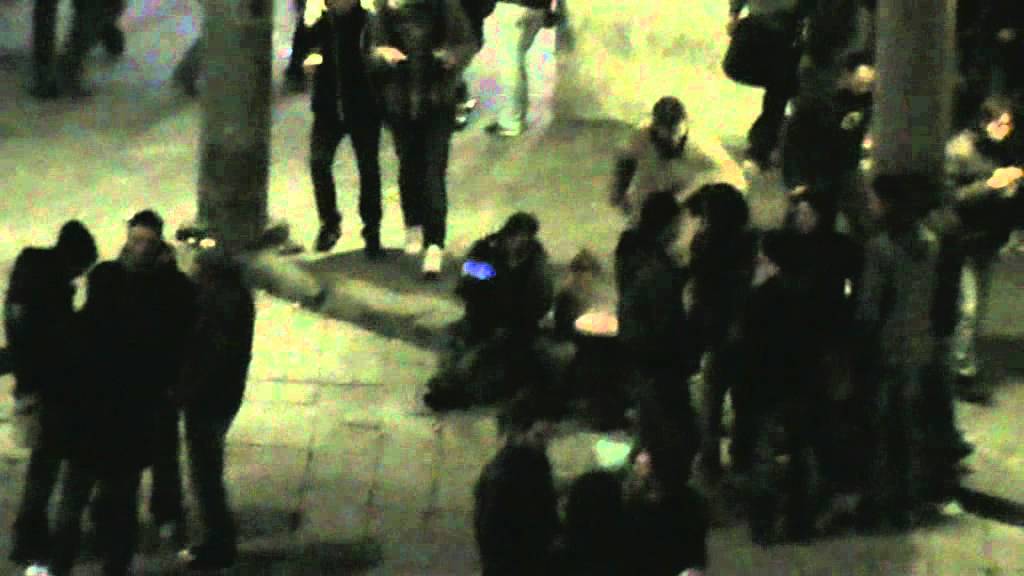Pisa, movida in piazza delle Vettovaglie - Parte 1