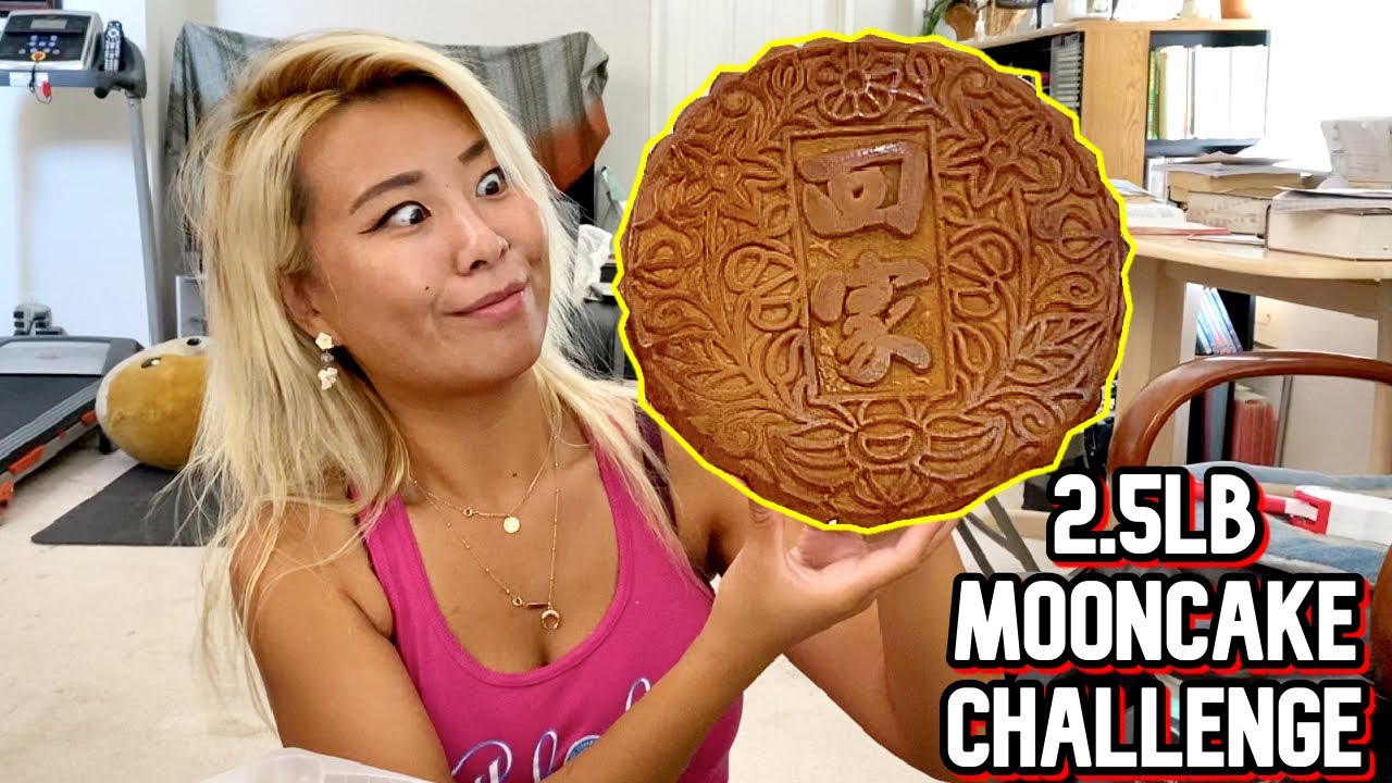 MASSIVE 2.5LB MOONKCAKE EATING CHALLENGE!! Chinese Moon Festival!! #RainaisCrazy
