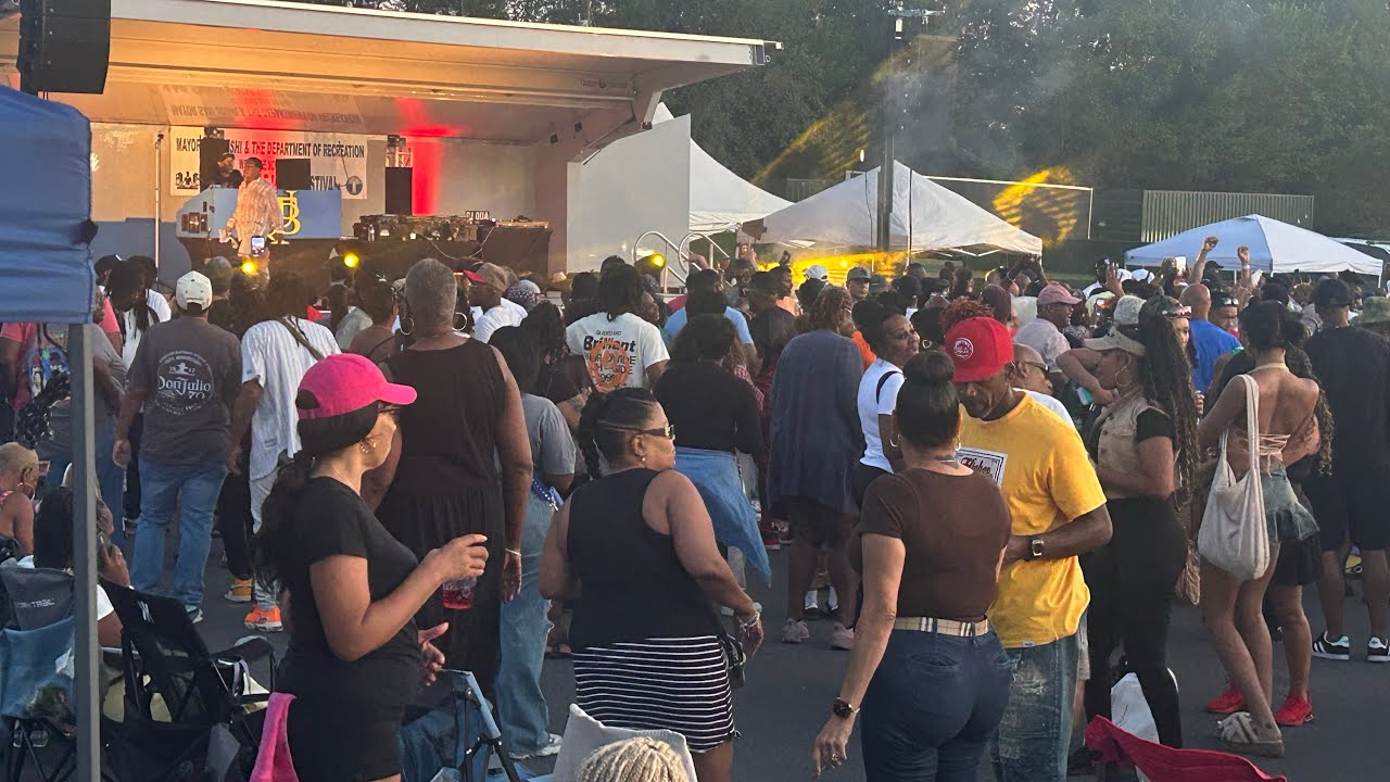Deep house music event in Edison, NJ. Top 5 of the year!