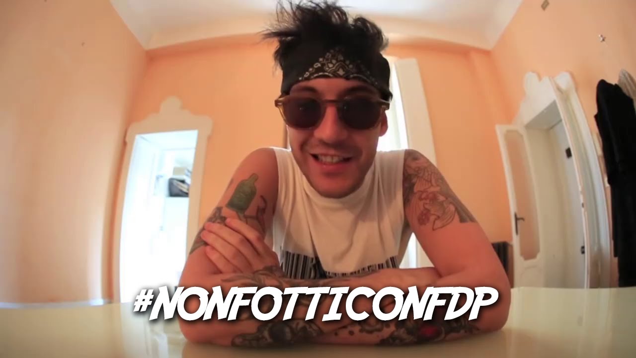 Fred De Palma - Ecco come si dovrebbe ordinare il sushi a domicilio - #NONFOTTICONFDP