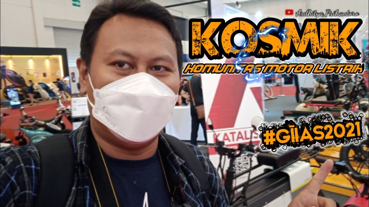 Komunitas Motor Listrik Indonesia di GIIAS 2021