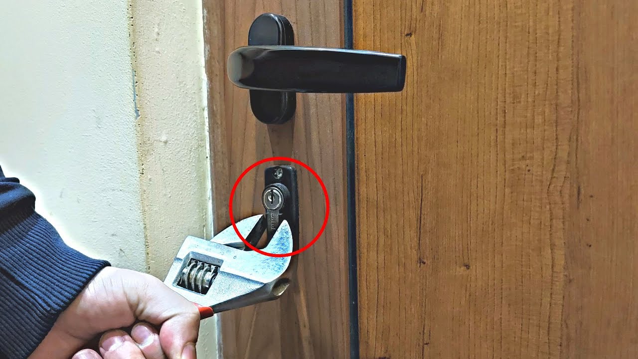How to break a lock | for emergency cases only!
