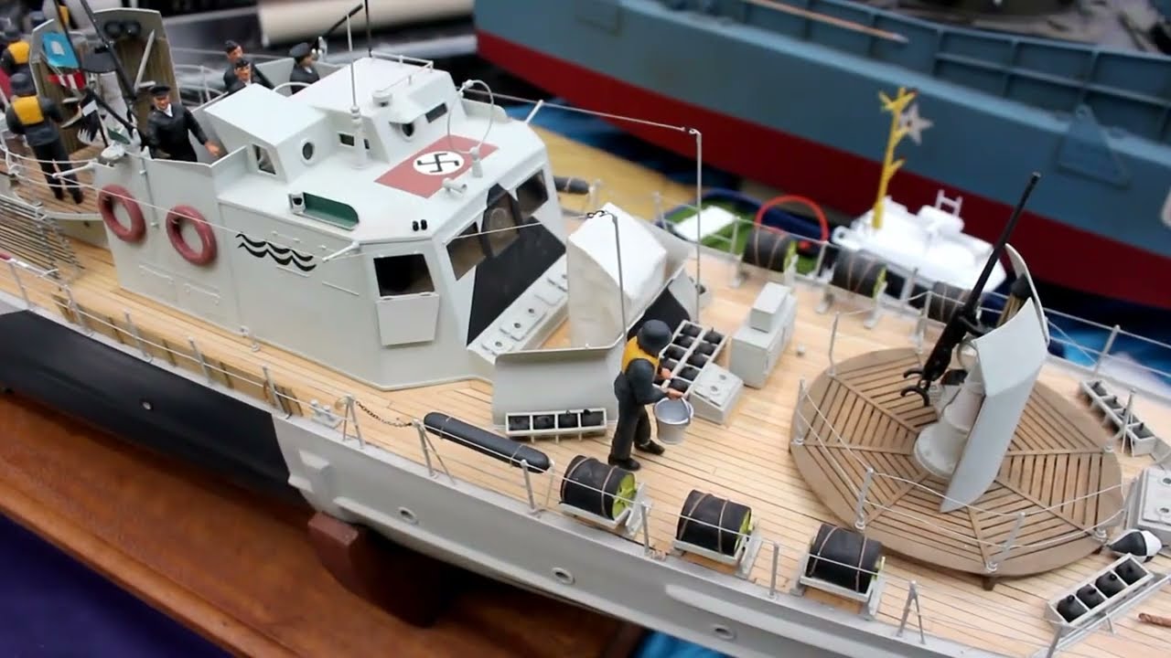 R Boat (R&auml;um Boat R189)  1/24 Scale