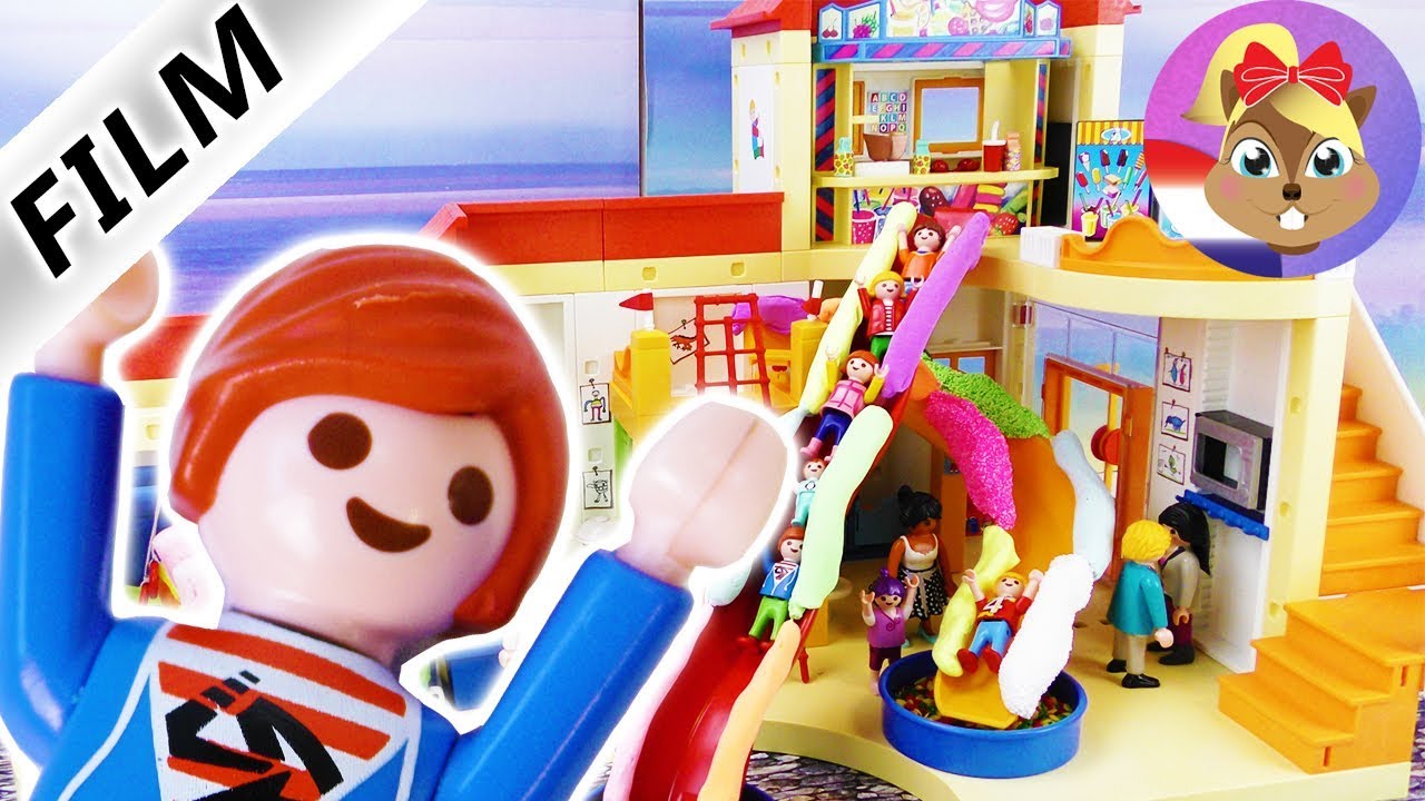 OPVANG WORDT PRETPARK! KLEUTERLAND MET VEEL GLIJBANEN! Playmobil video Nederlands - Familie Vogel