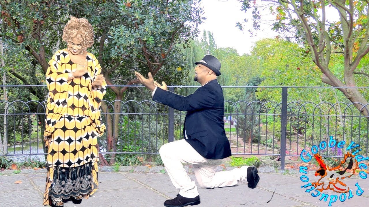 Laki H. Wacays & Xaaji Abuukar----Heesti Gaf Jaceel