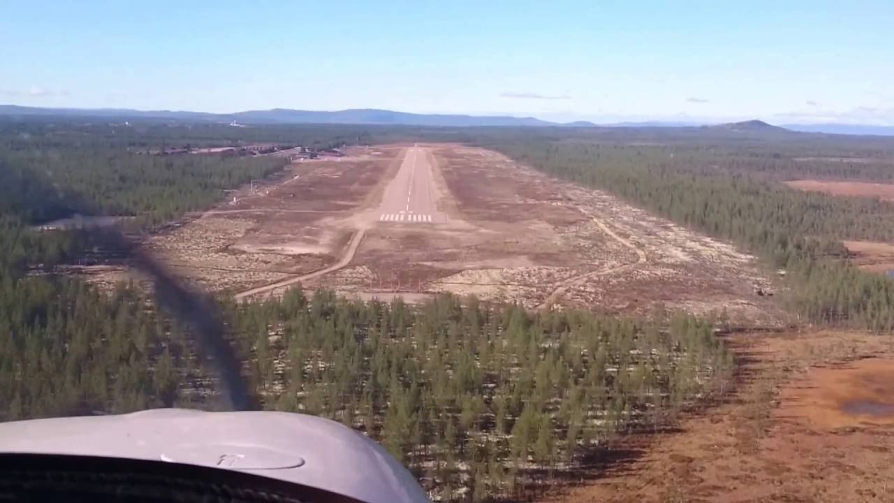 Sveg Härjedalen Airport Flygplan TL 3000 Sirius