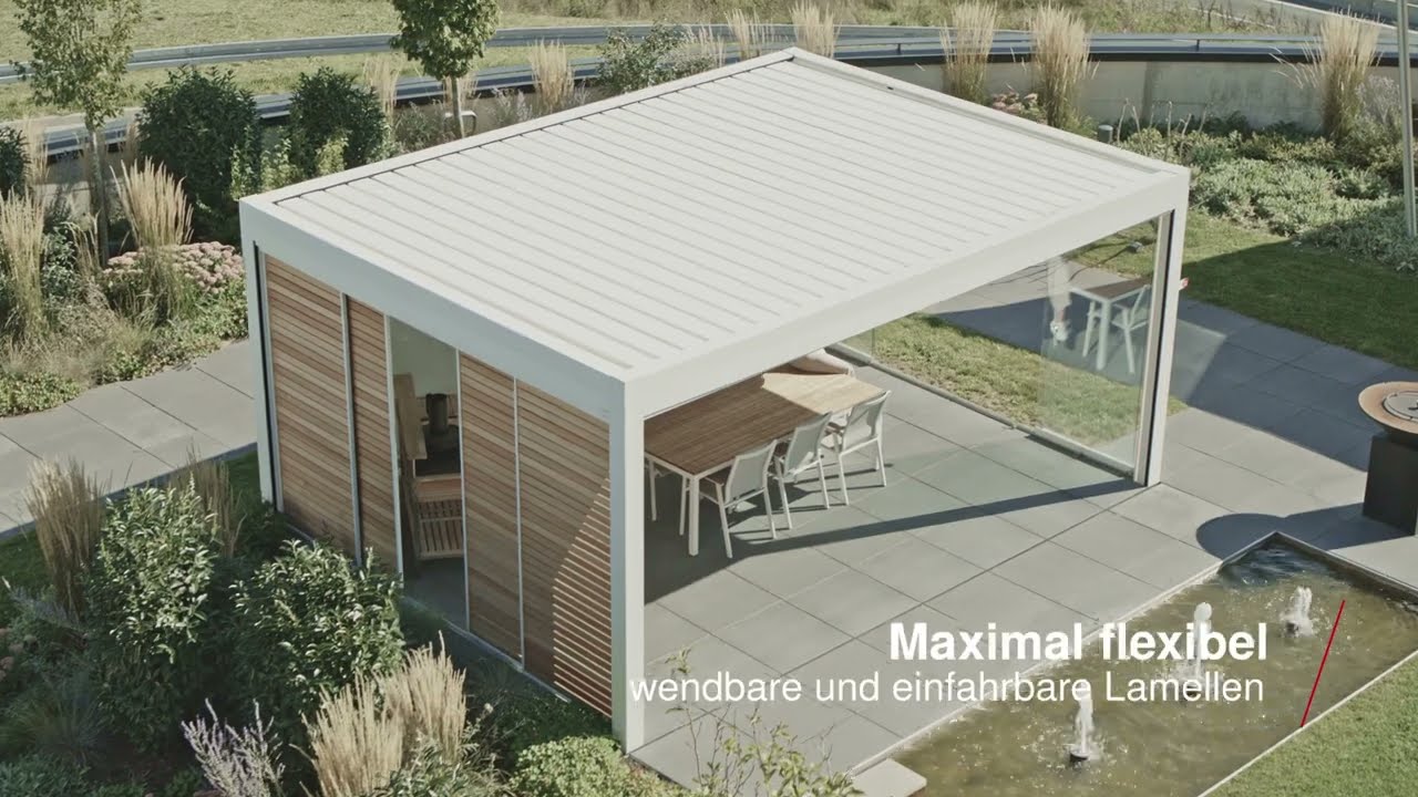 Lamellendach Lamaxa von WAREMA als Terrassenüberdachung mit Cabrio-Effekt