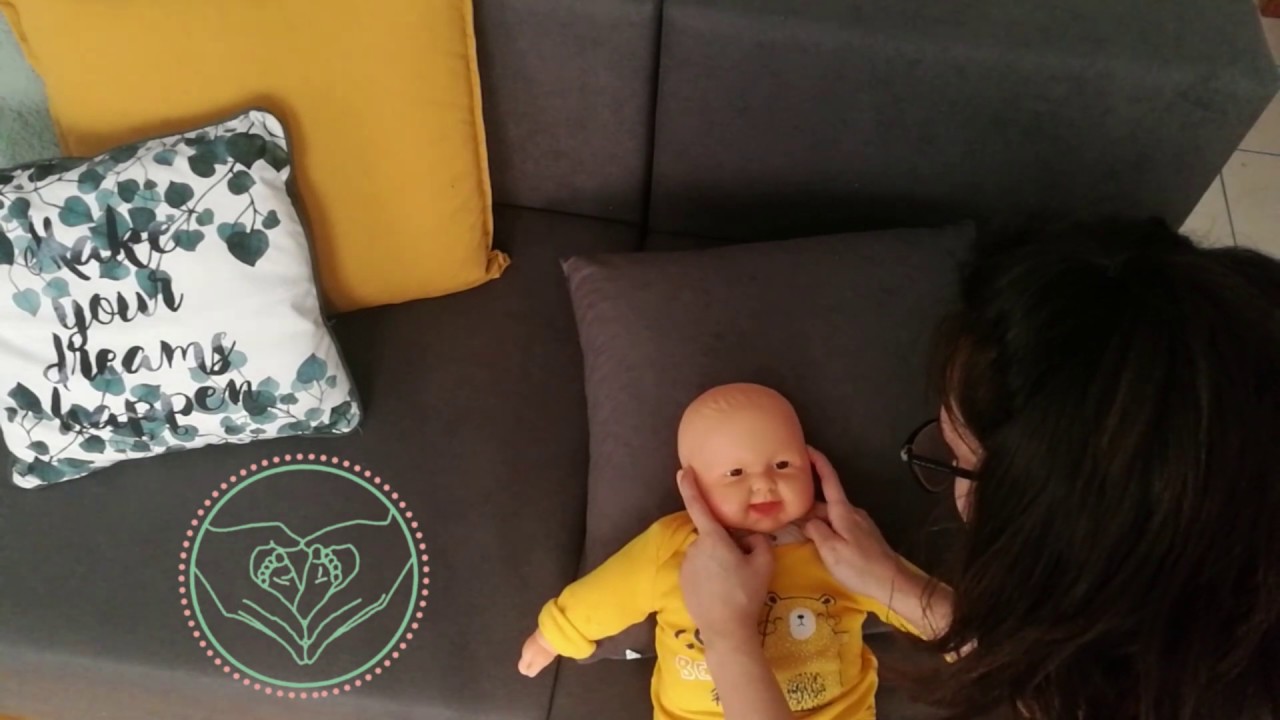Eldugult a baba orra? Próbáld ki ezt az egyszerű arcmasszázst!