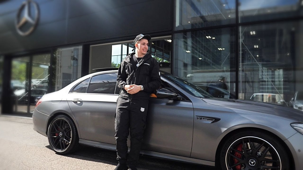 Buying my dream car at 22 & it BROKE the same day AMG E63S…