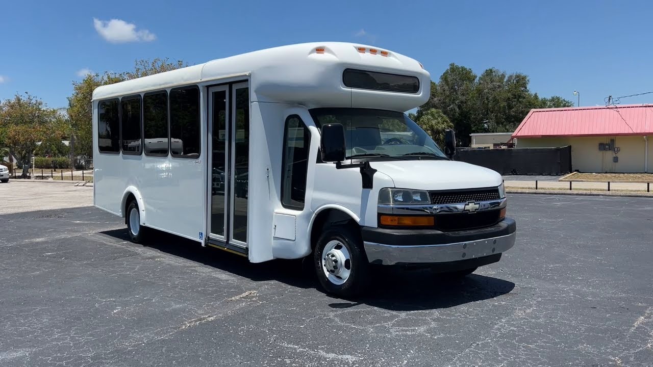 2011 Chevrolet 4500_High_Cube Bradenton, Sarasota, Palmetto, Tampa, St. Petersburg B077