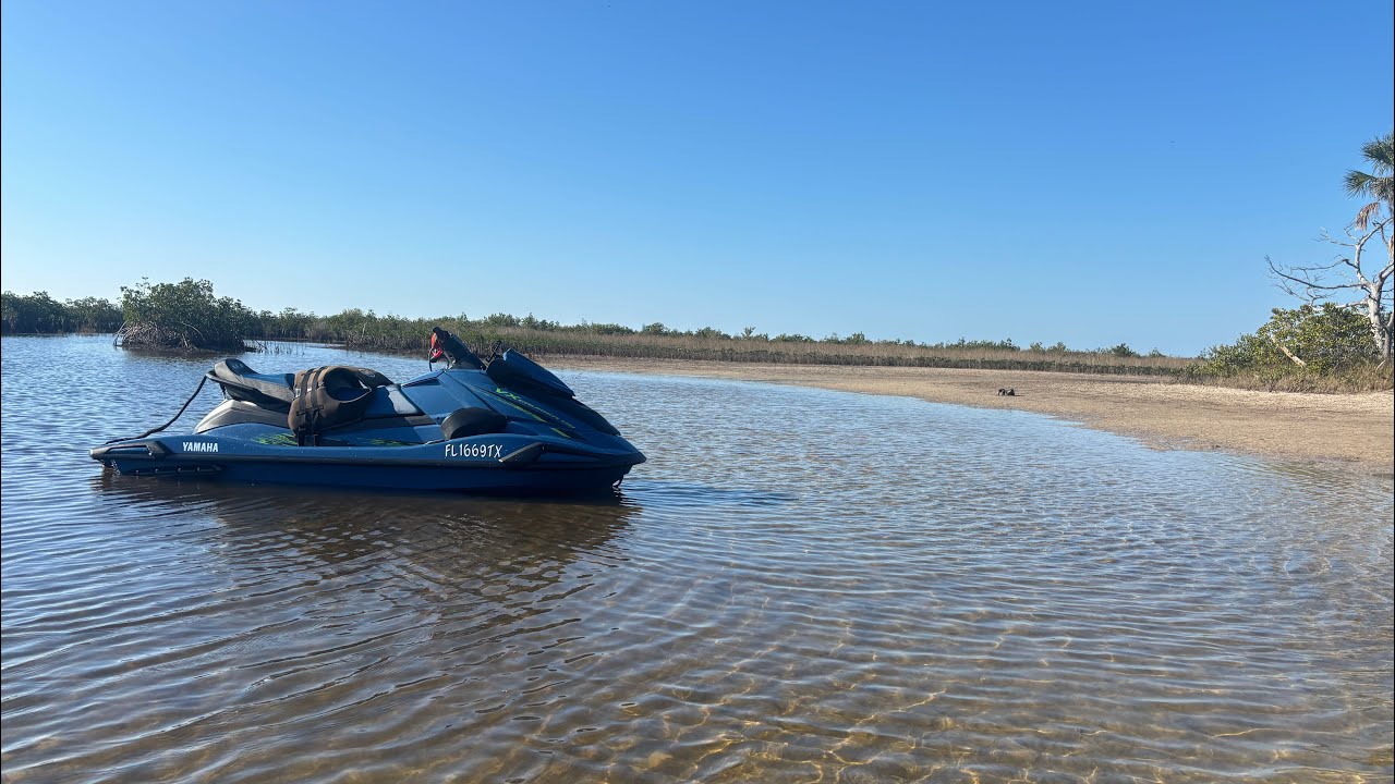 Exploring on the Yamaha VX cruiser HO (Top speed)